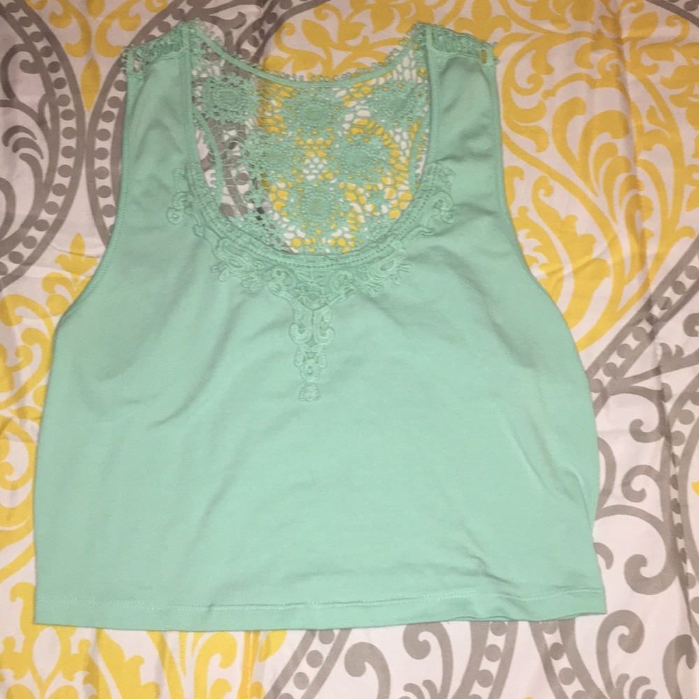 Cropped top